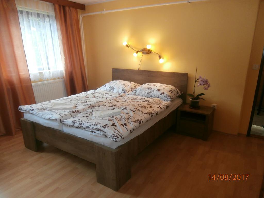 Apartman Aya Janov nad Nisou Εξωτερικό φωτογραφία