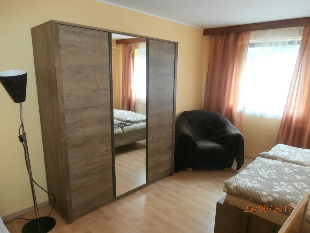 Apartman Aya Janov nad Nisou Εξωτερικό φωτογραφία